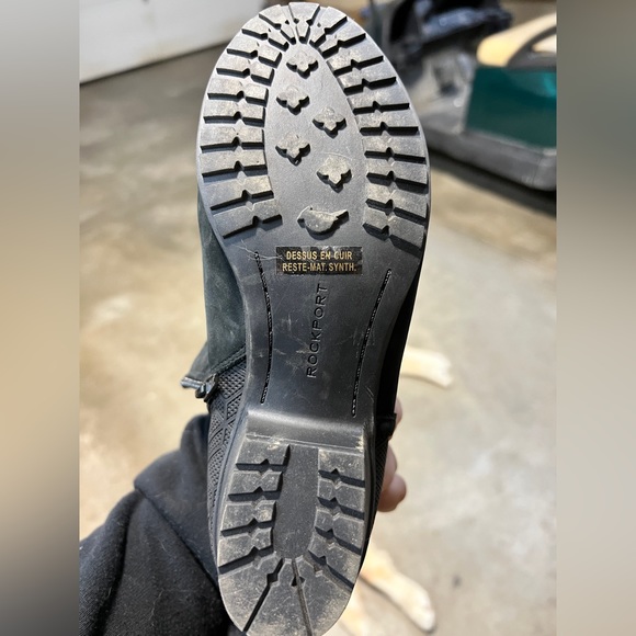 Size 7 Rockport Ankle Boots - Picture 2 of 3